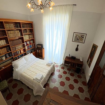ג'ובינאצו Palazzo Framarino Dei Malatesta - Noble Floor - XIV Century מראה חיצוני תמונה